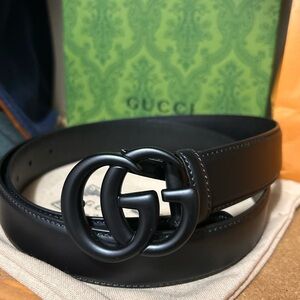 Gucci Black Leather Belt with Black GG Buckle Size (95cm/38in)
